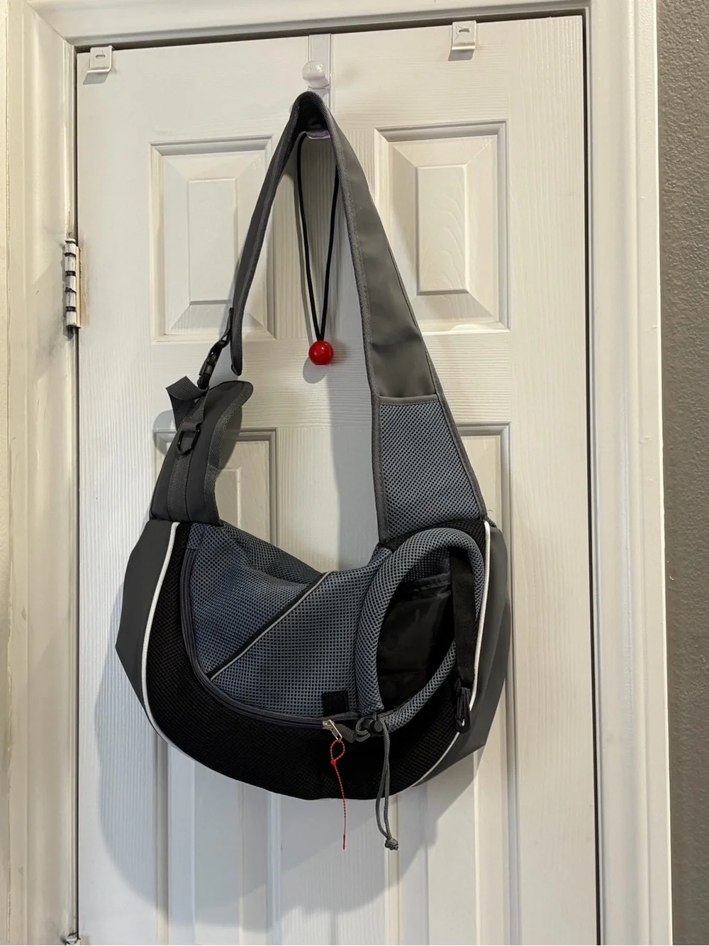 Pet carrier Sling Bag - Lightweight Crossbody Shoulder Bag